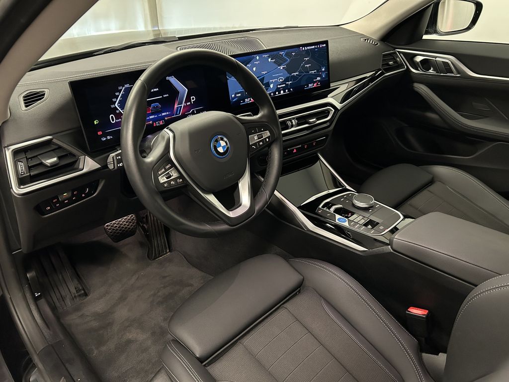 BMW i4 2023