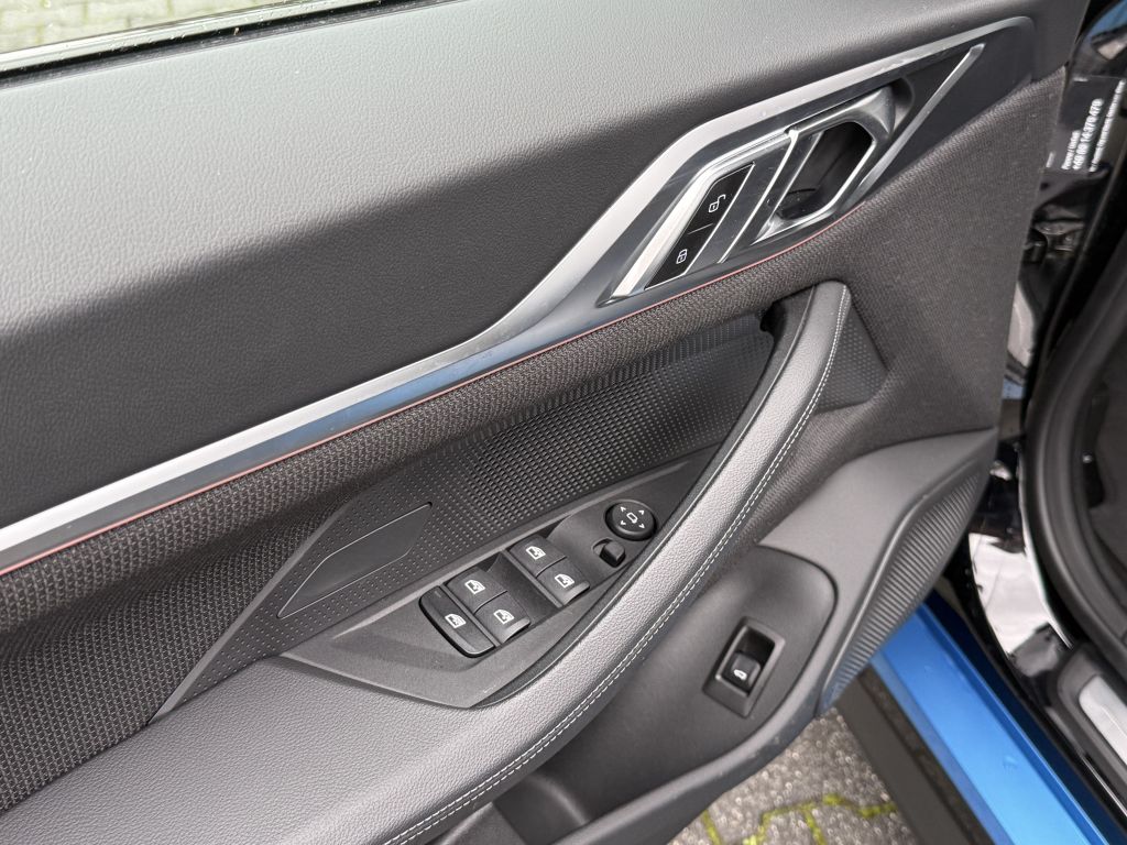 BMW i4 2023