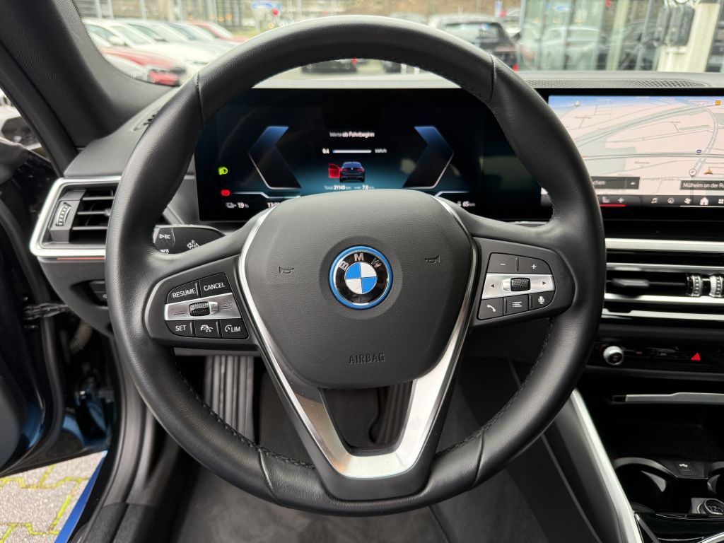 BMW i4 2023