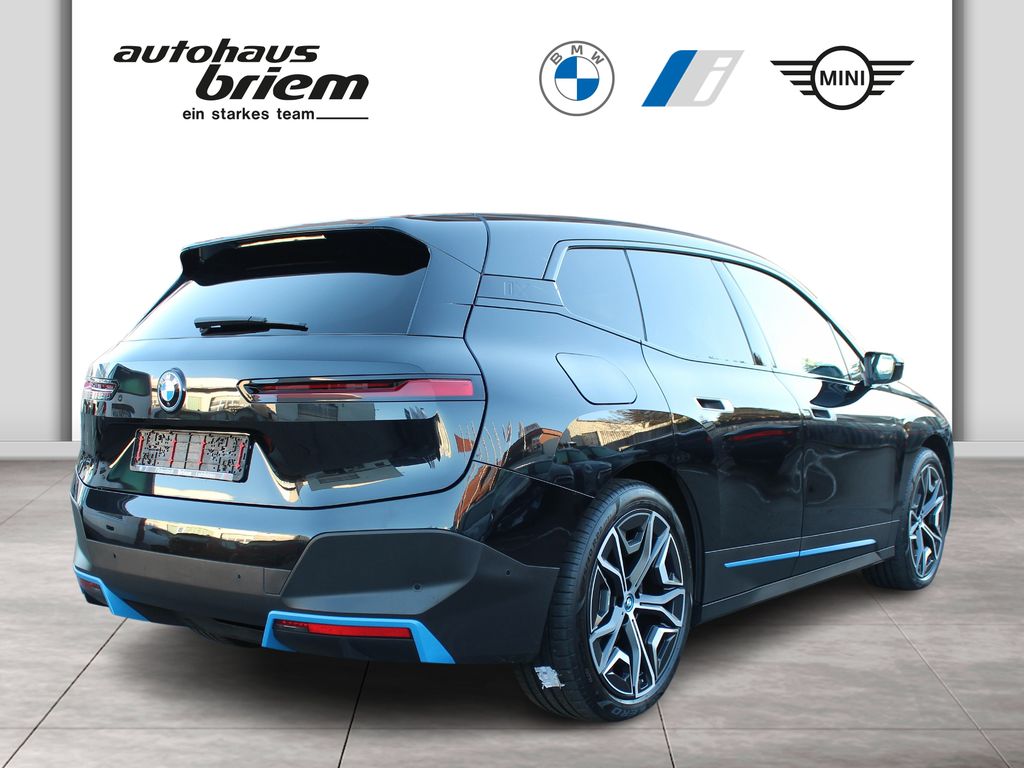 BMW iX 2021