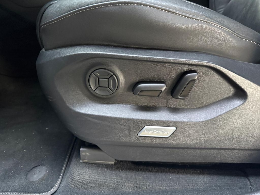 Volkswagen Touareg 2021