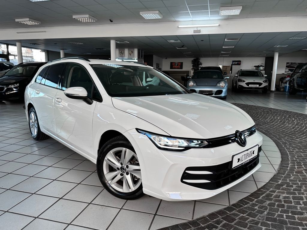 Volkswagen Golf 2025