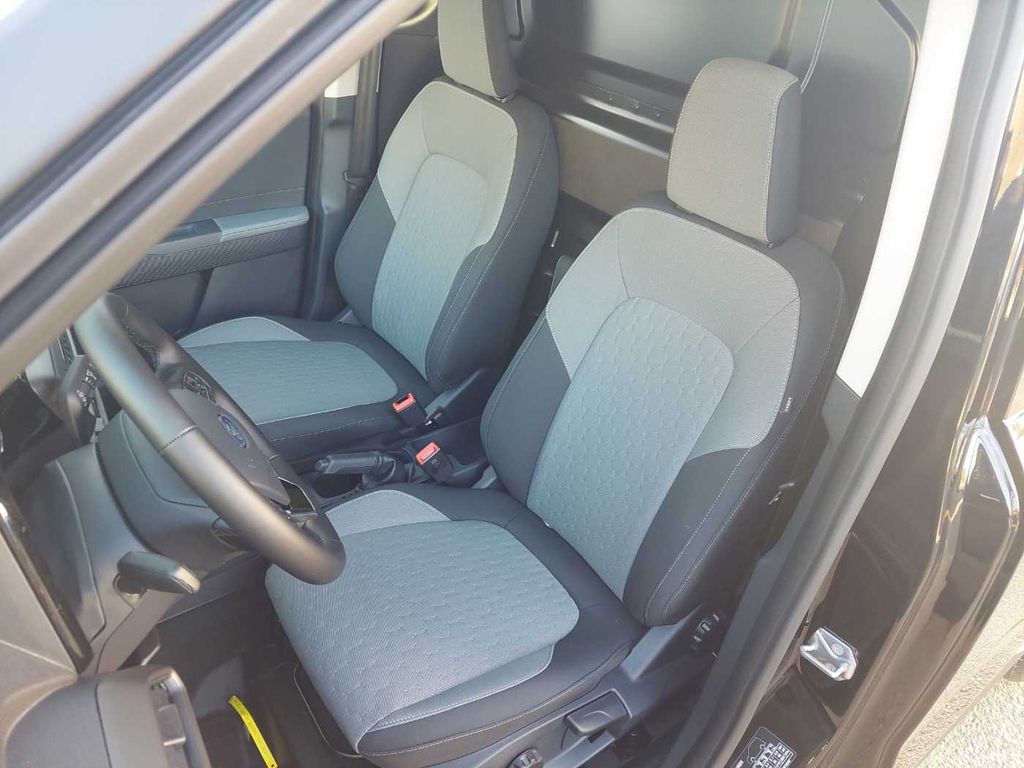 Ford Transit Courier 2025