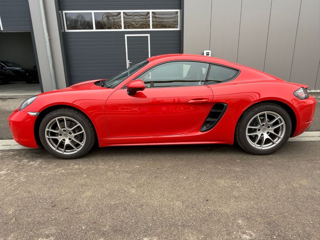Porsche Cayman 2021