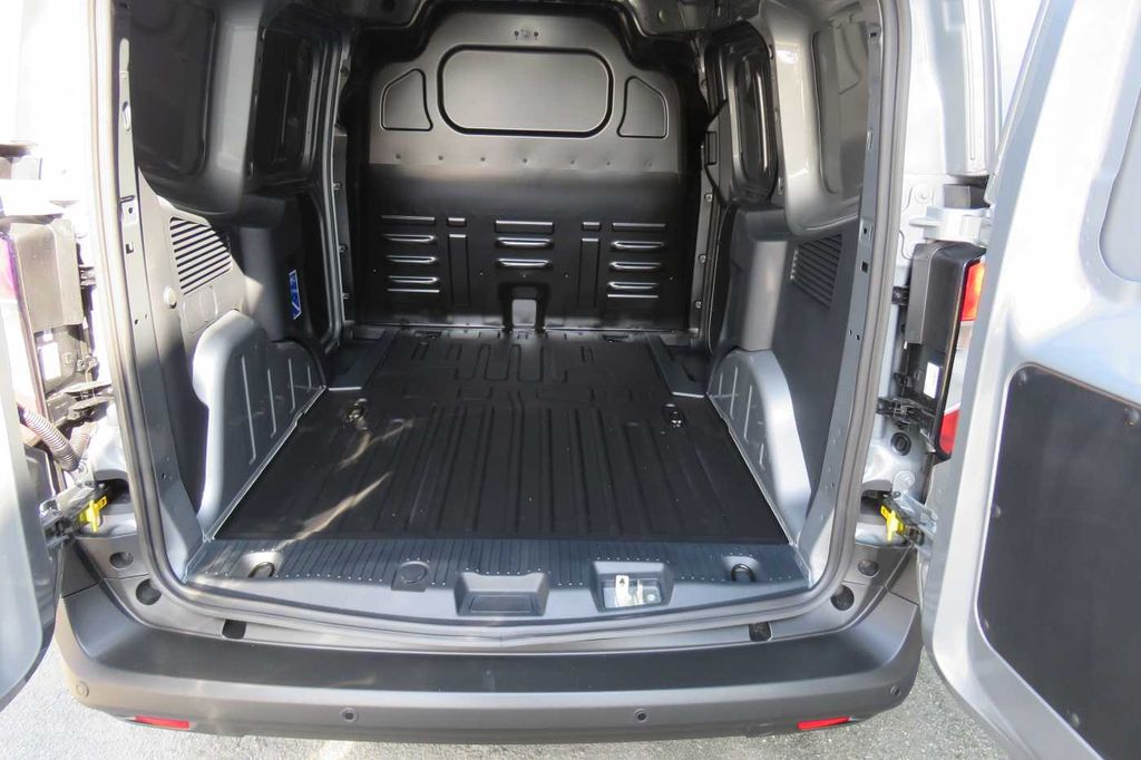 Ford Transit Courier 2025