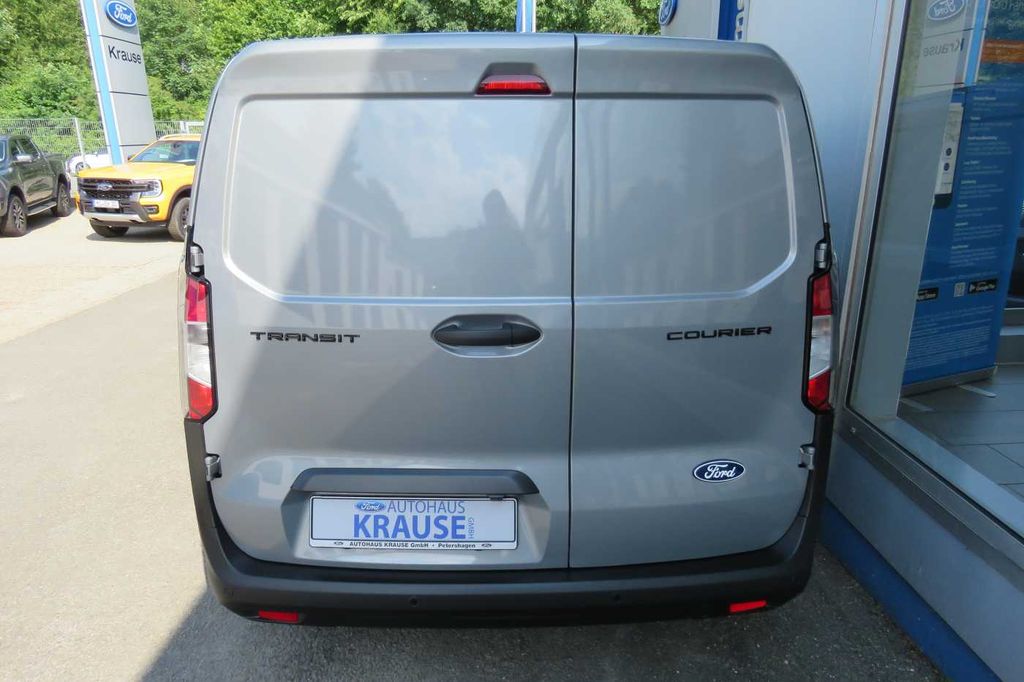 Ford Transit Courier 2025