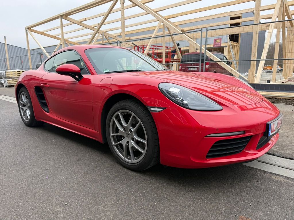 Porsche Cayman 2021