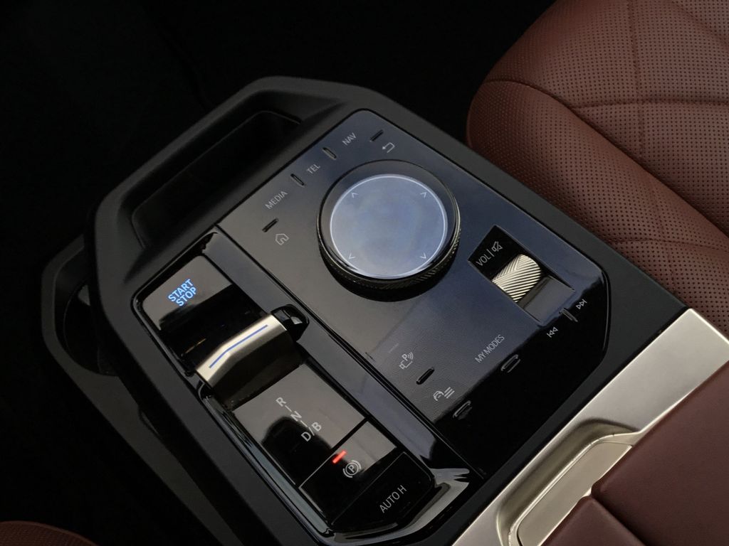 BMW iX 2022