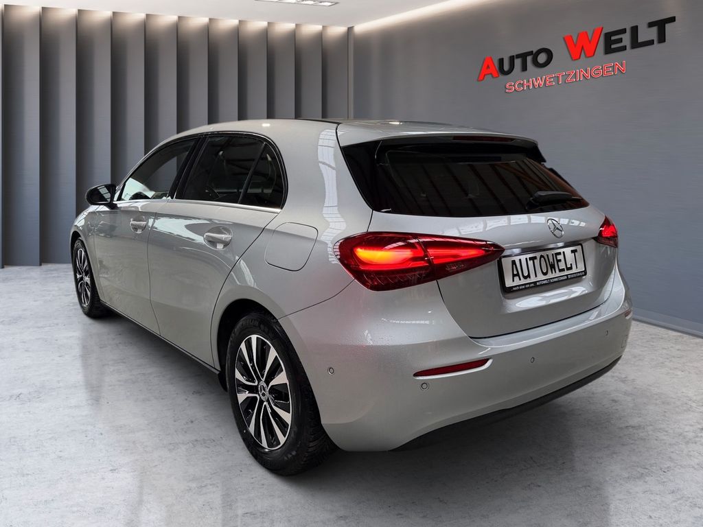 Mercedes-Benz A 180 2023