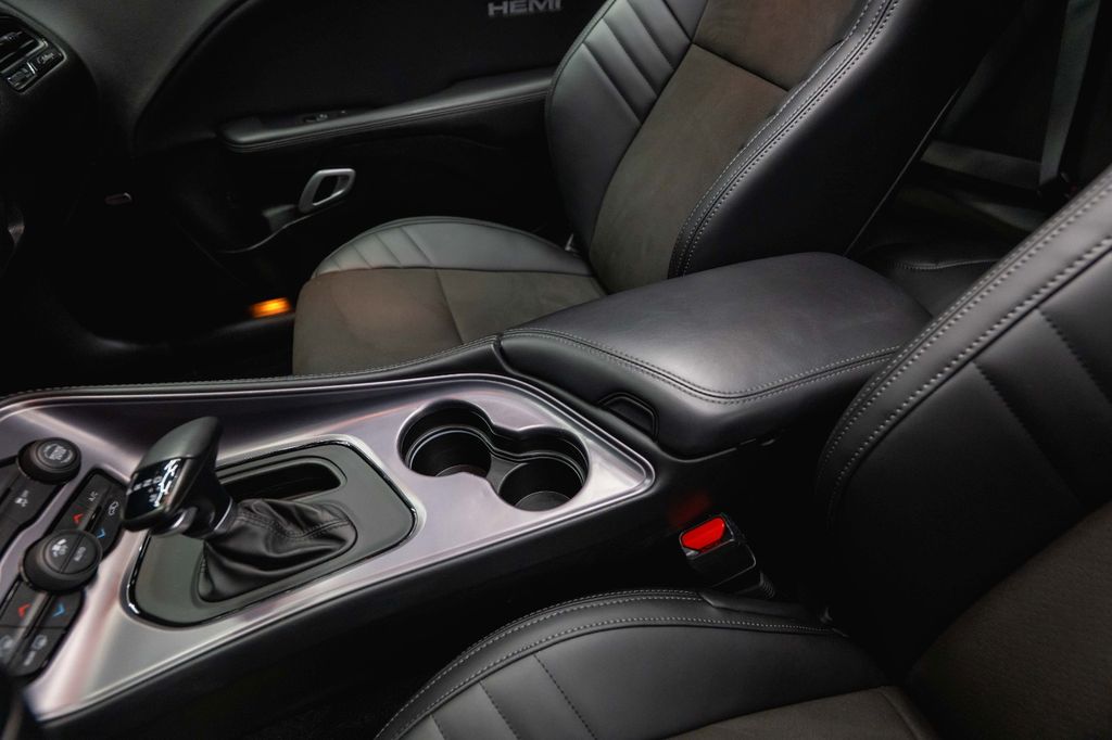 Dodge Challenger 2024