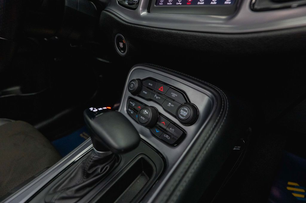 Dodge Challenger 2024