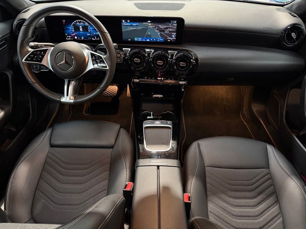 Mercedes-Benz A 180 2023