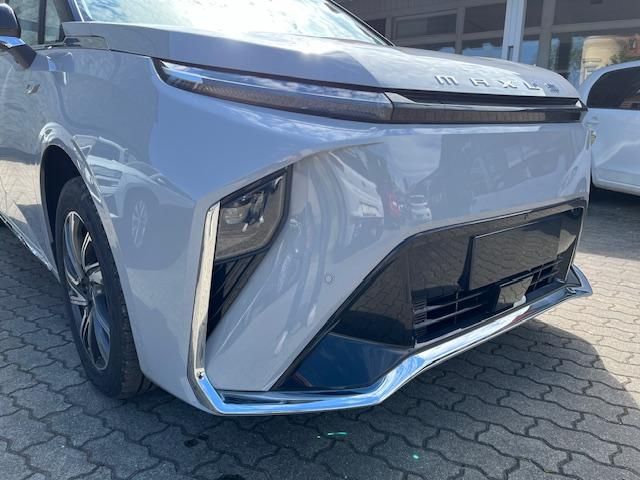 Maxus Mifa 9