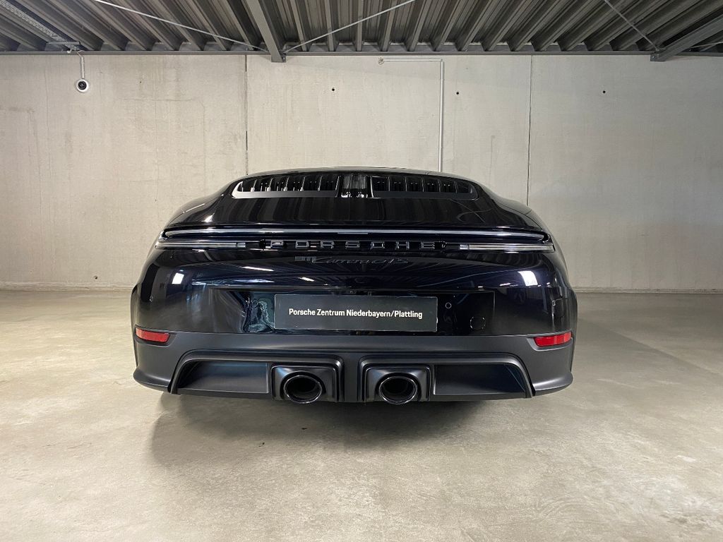 Porsche 992 2025