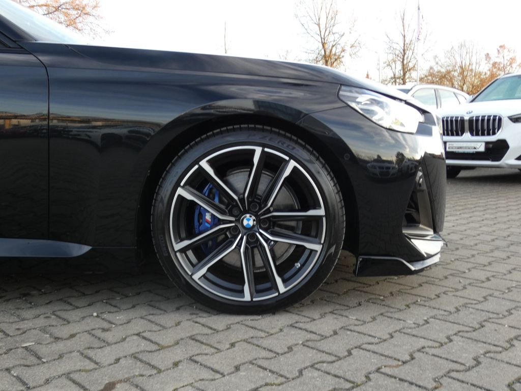 BMW M240i 2023