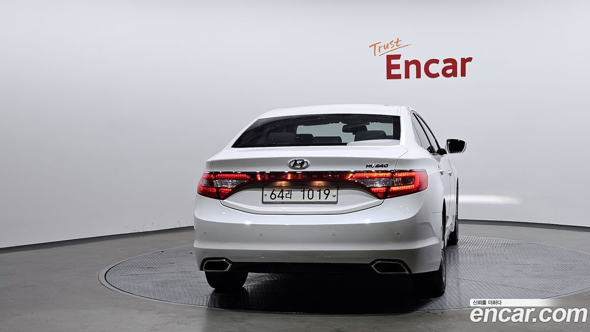 Hyundai Grandeur 2015