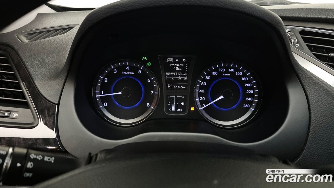 Hyundai Grandeur 2015