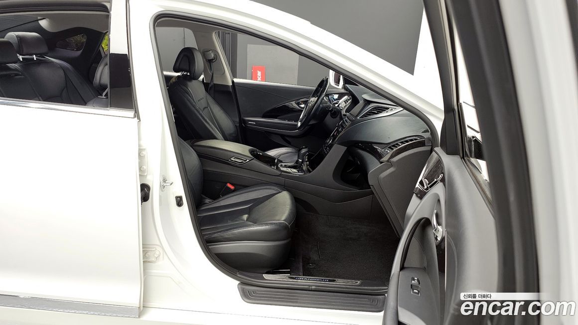 Hyundai Grandeur 2015