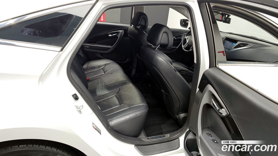 Hyundai Grandeur 2015