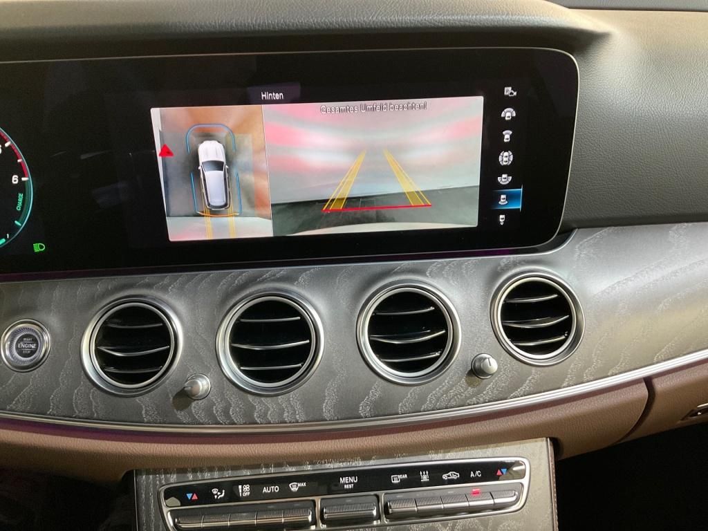 Mercedes-Benz E 300 2023