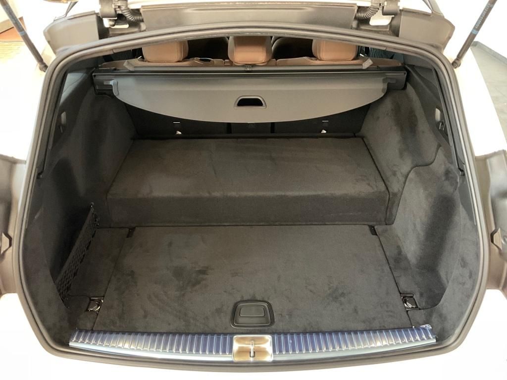 Mercedes-Benz E 300 2023