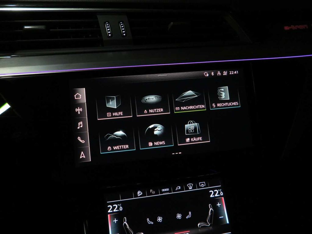 Audi e-tron 2022