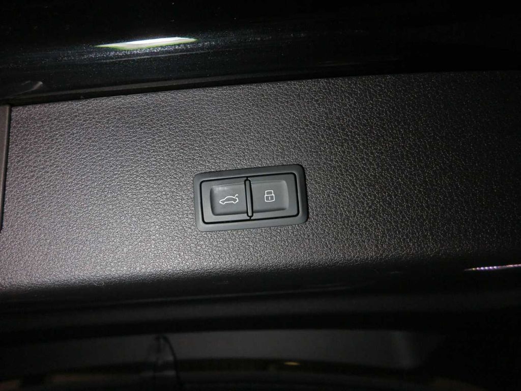 Audi e-tron 2022
