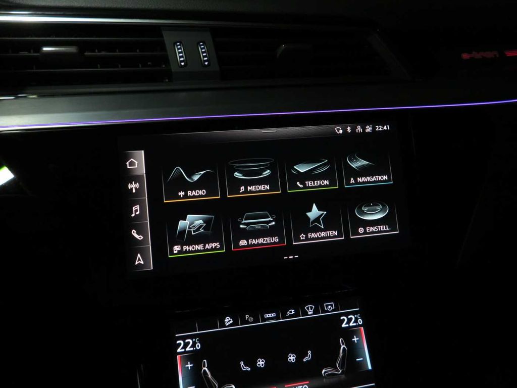 Audi e-tron 2022