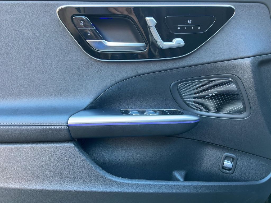 Mercedes-Benz C 300 2024