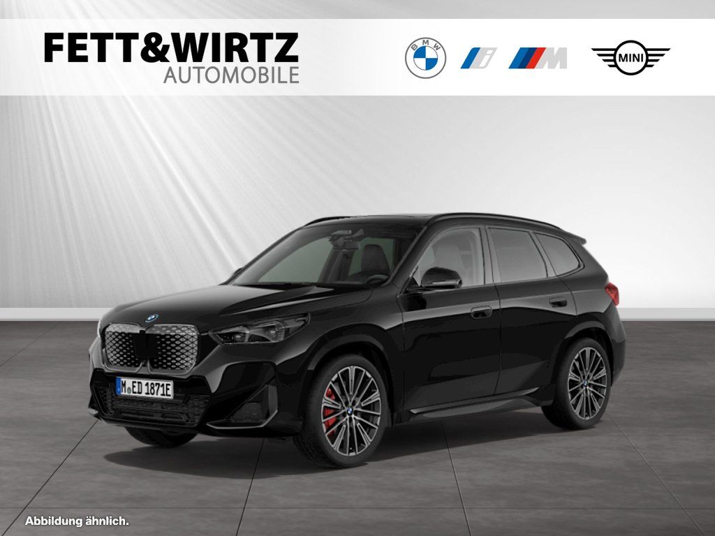 BMW iX1