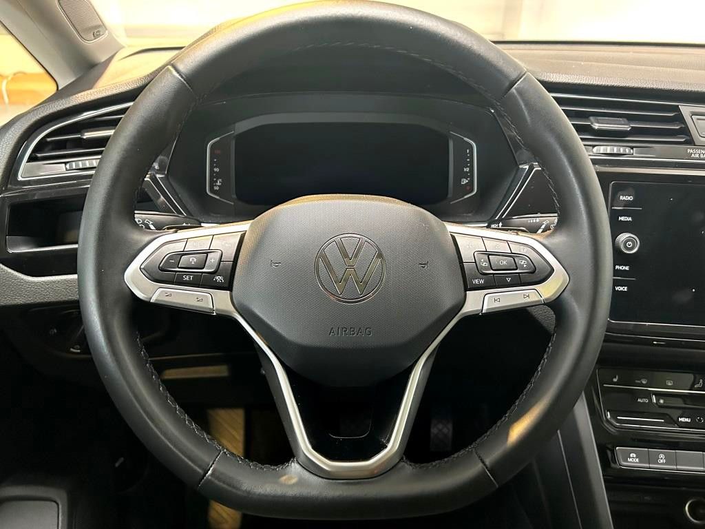 Volkswagen Touran 2024