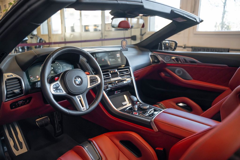 BMW M8 2022