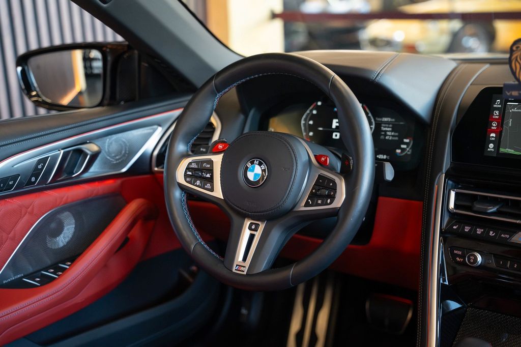 BMW M8 2022