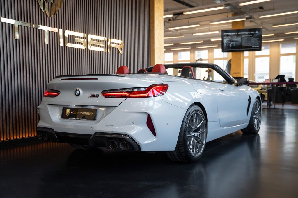 BMW M8 2022