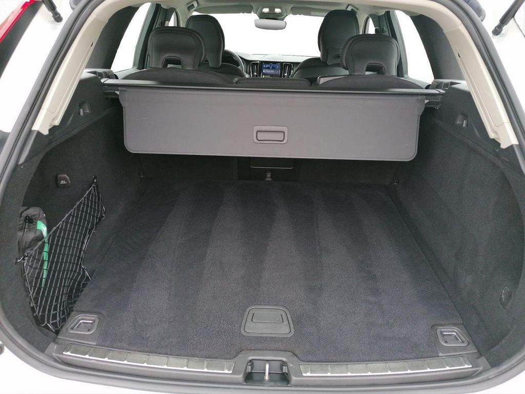 Volvo XC60 2022