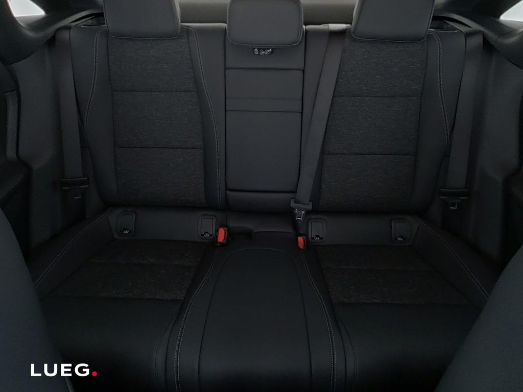 Mercedes-Benz CLA 250 2025