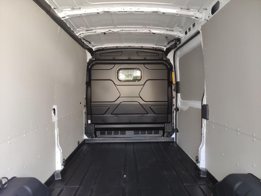 Ford Transit 2024
