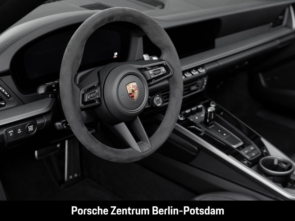 Porsche 992 2025
