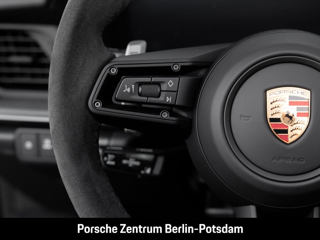 Porsche 992 2025