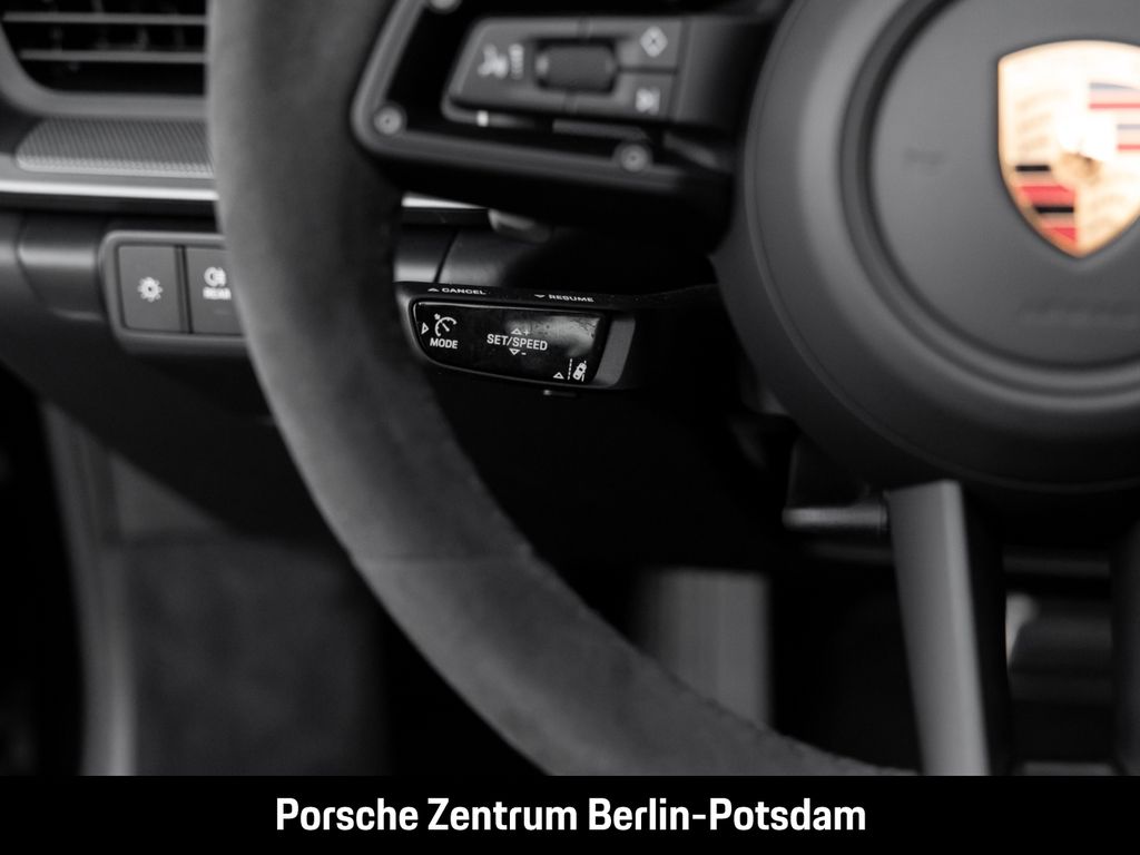 Porsche 992 2025
