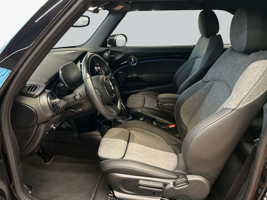 MINI Cooper Cabrio 2023