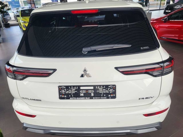 Mitsubishi Outlander 2025