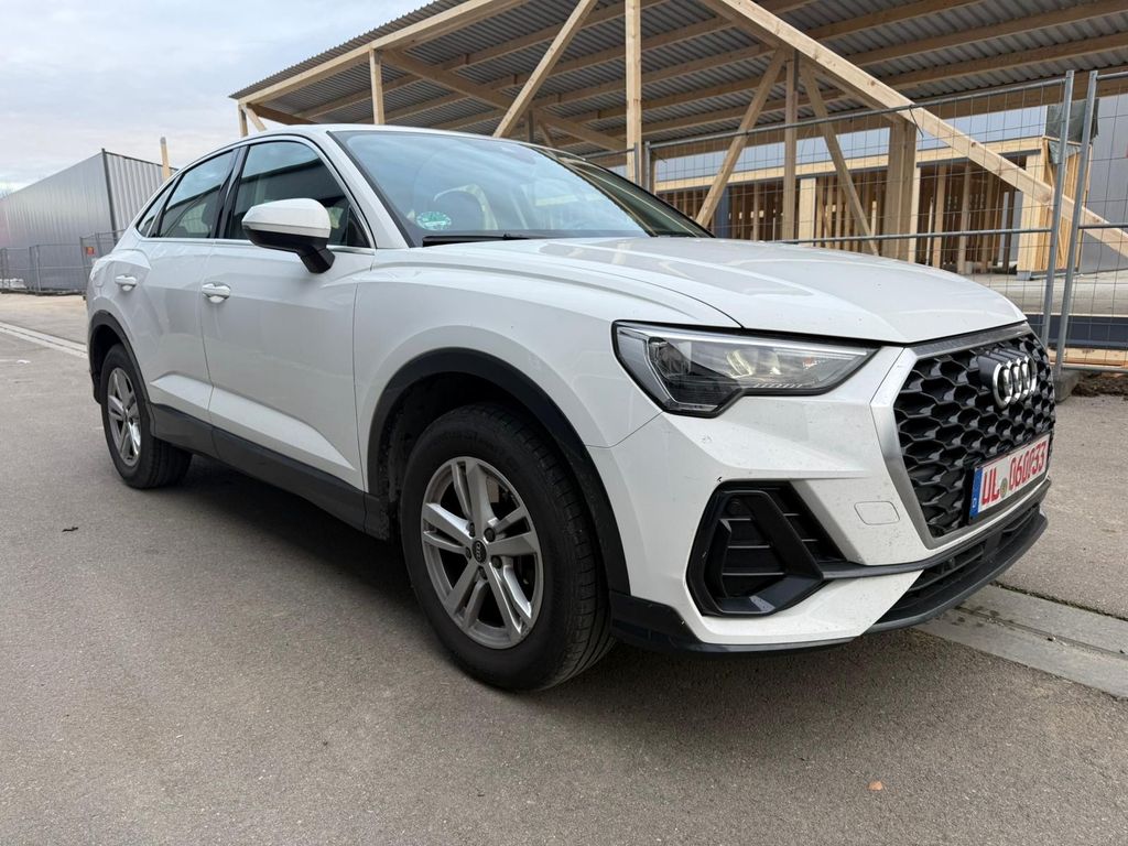 Audi Q3 2021