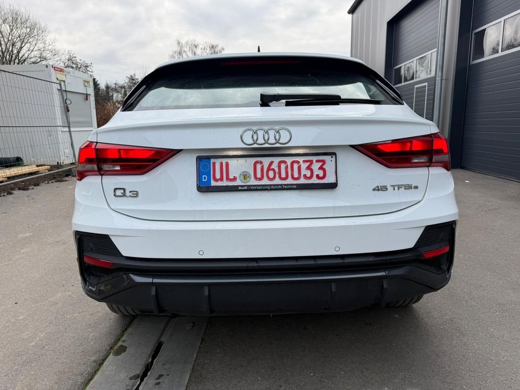 Audi Q3 2021