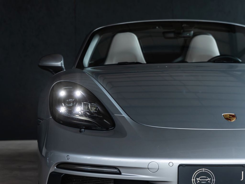 Porsche Boxster 2022