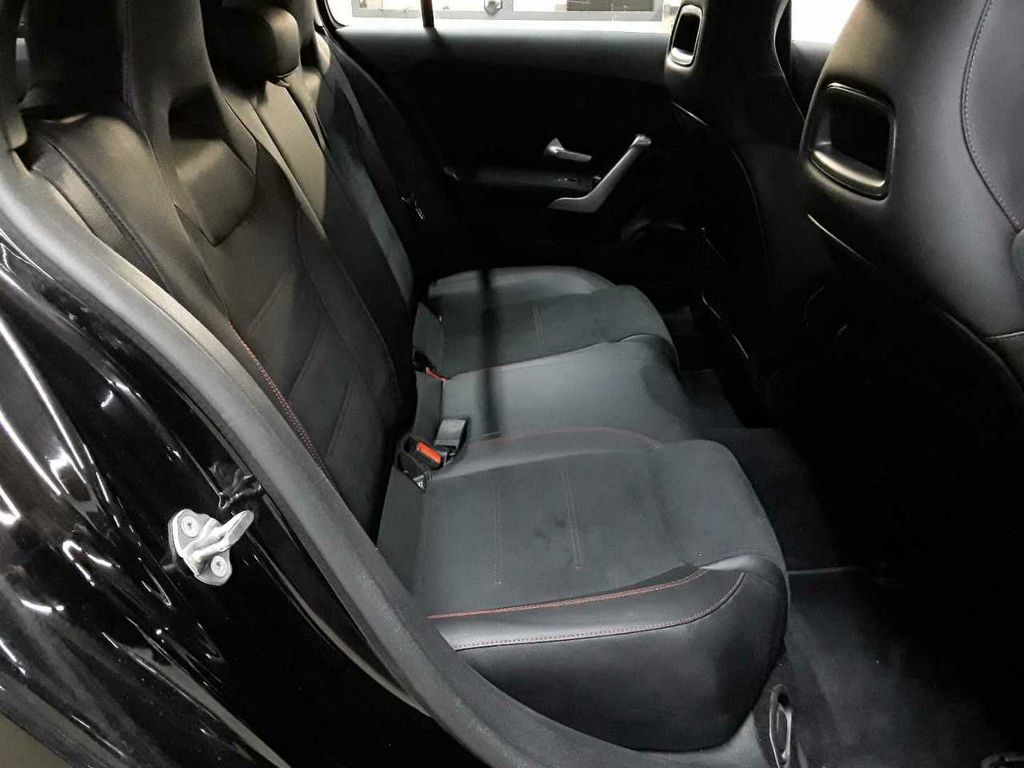 Mercedes-Benz A 250 2021