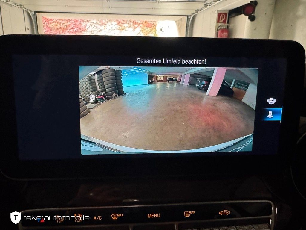 Mercedes-Benz 220 2022