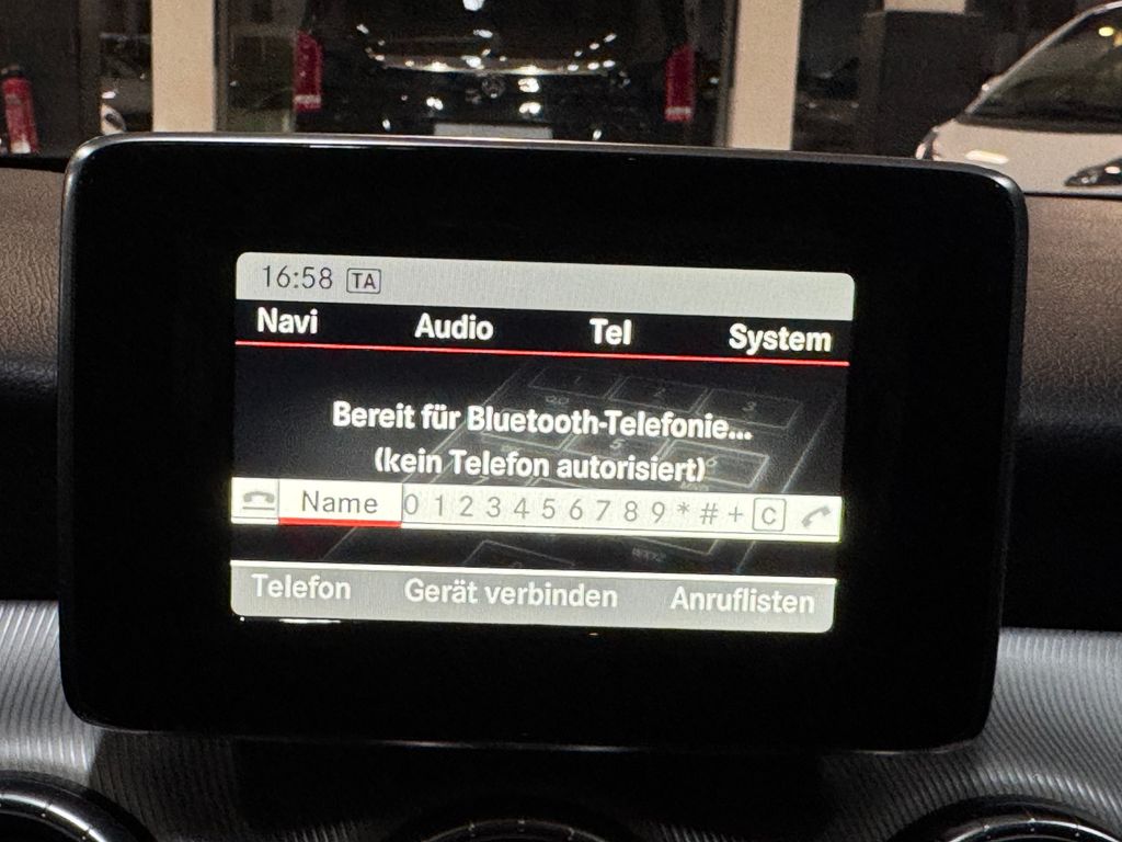 Mercedes-Benz CLA 180 2014