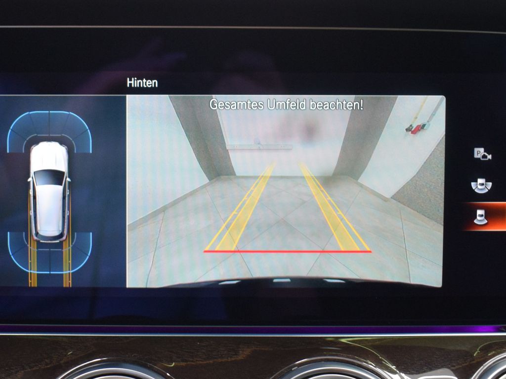 Mercedes-Benz E 300 2022