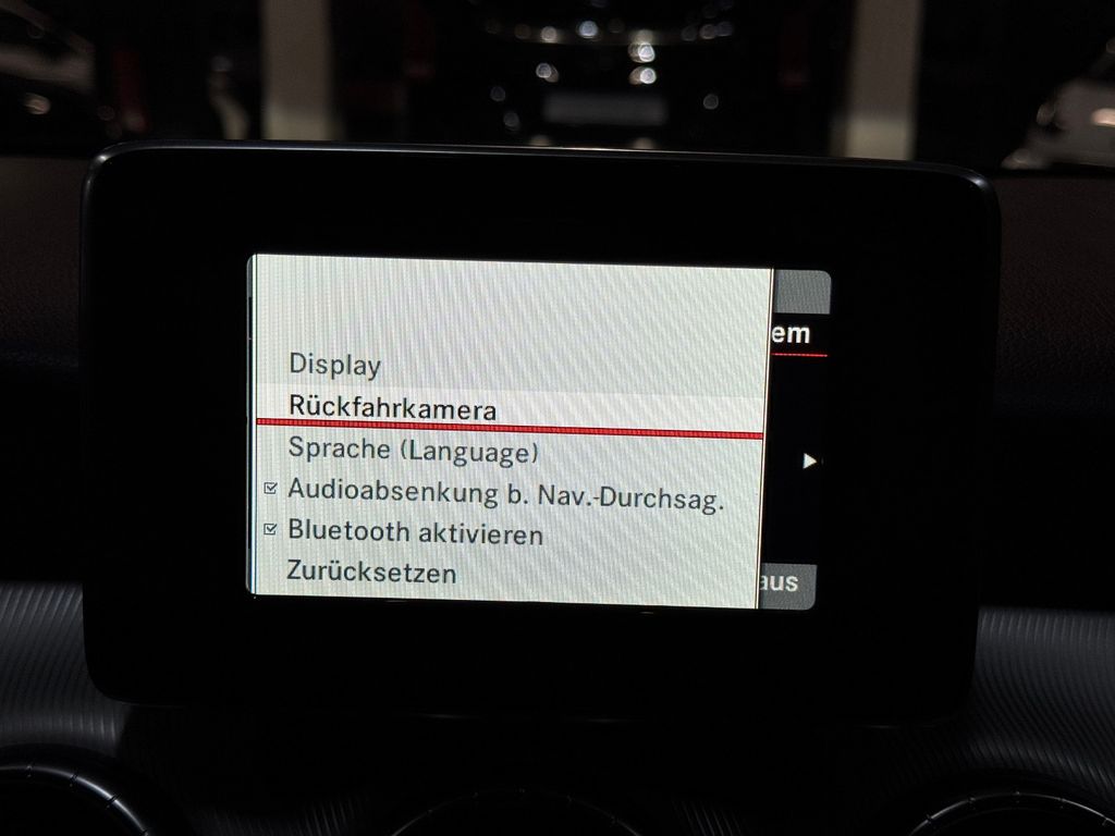 Mercedes-Benz CLA 180 2014